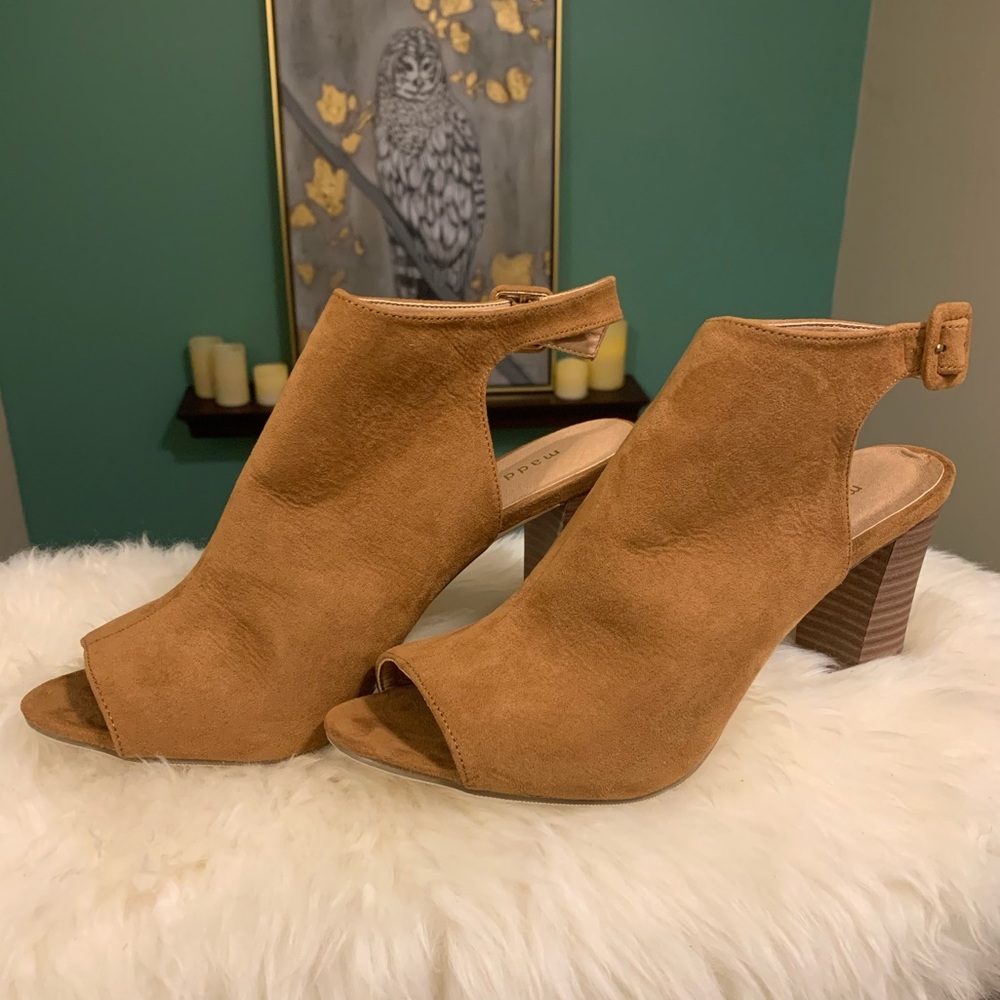 MADDEN GIRL Bekkie Peep-Toes